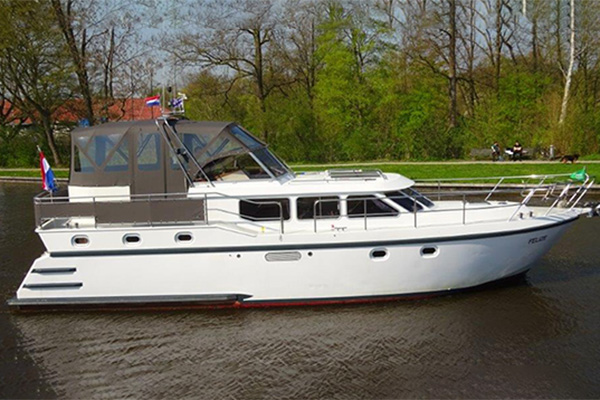 Motorboot Felize Holland ab Irnsum
