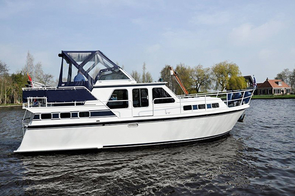 Motorboot Fiomar Holland ab Irnsum